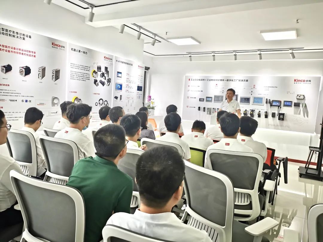 深度鏈接 軟件銷售中建立持久客戶關系的策略